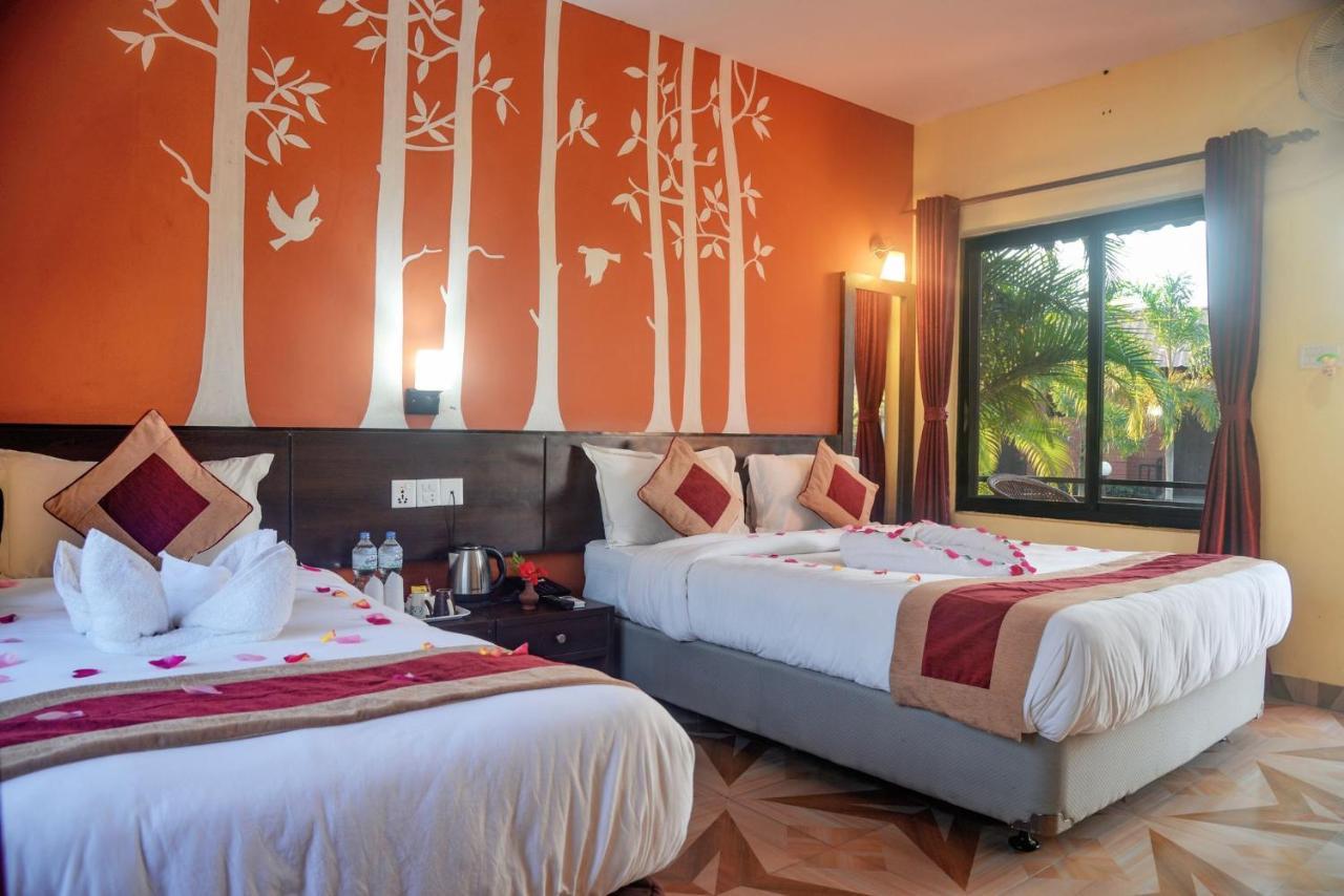 Vision Safari Pvt Ltd Hotel Sauraha Kültér fotó