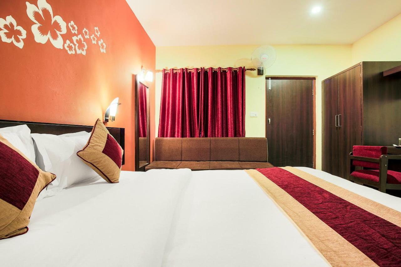 Vision Safari Pvt Ltd Hotel Sauraha Kültér fotó