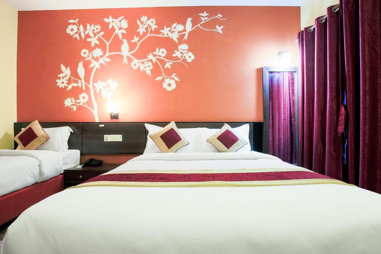 Vision Safari Pvt Ltd Hotel Sauraha Kültér fotó