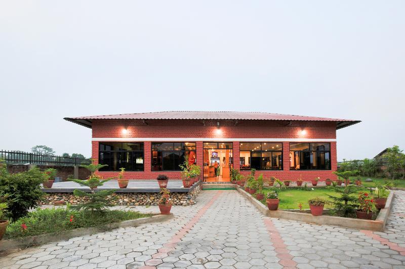 Vision Safari Pvt Ltd Hotel Sauraha Kültér fotó